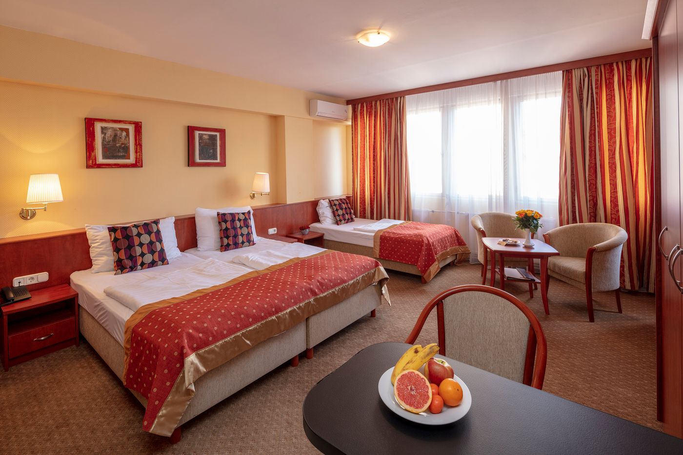 Hotel-Charles-General-view-20