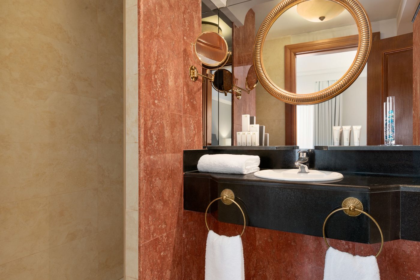 Hotel-Avenue-Louise-Brussels-Trademark-Collection-Room-31