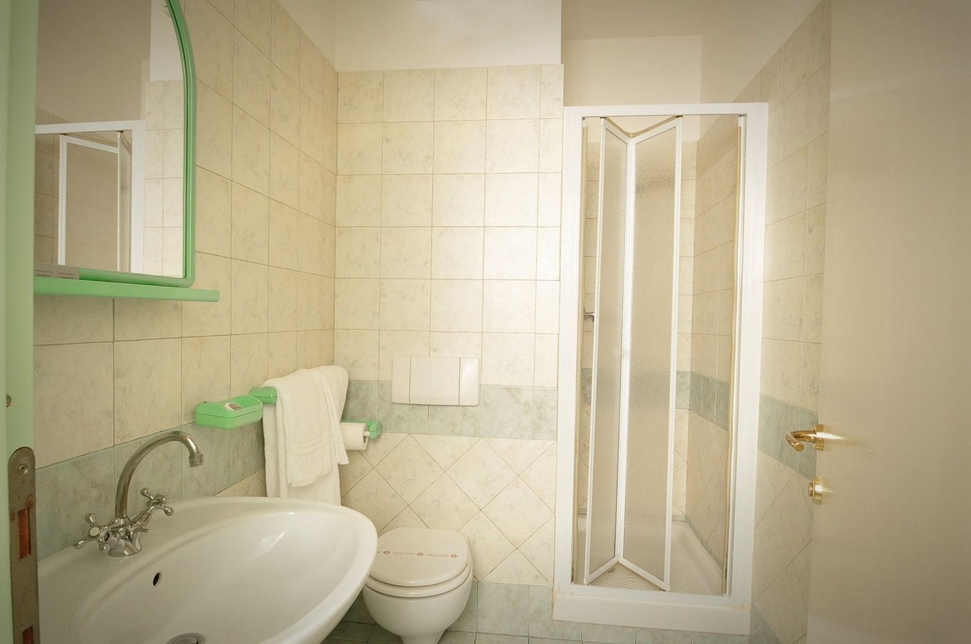 Hotel-Villa-Elena-Room-24