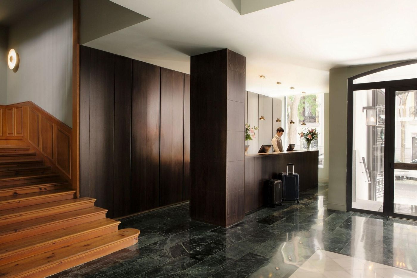 Totem-Madrid-Lobby-3