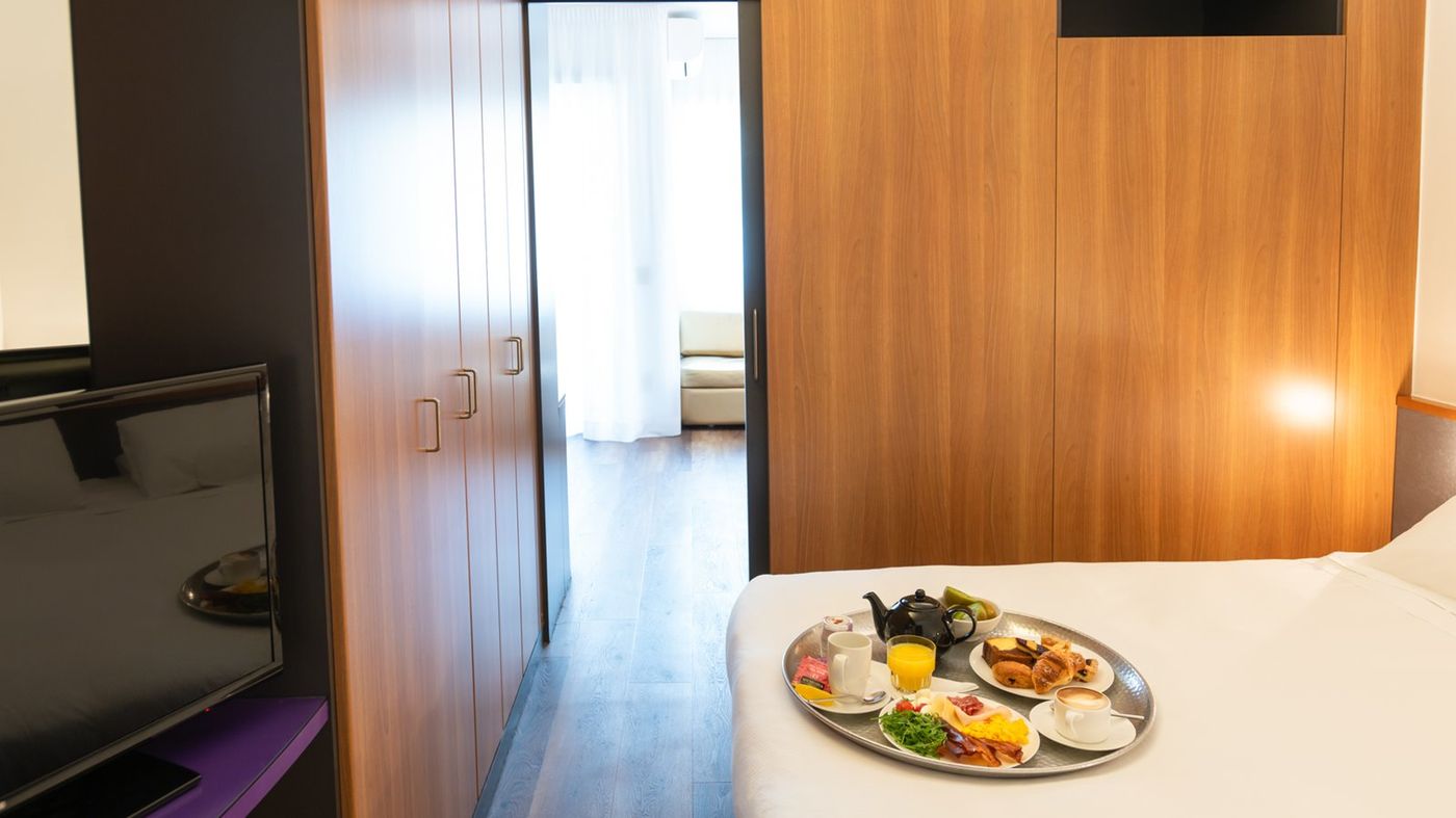 Hotel-Ripa-Roma-Room-17