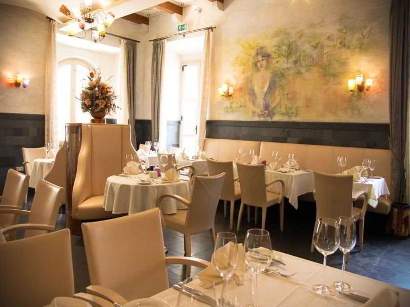 The-Pucic-Palace-Restaurant-23