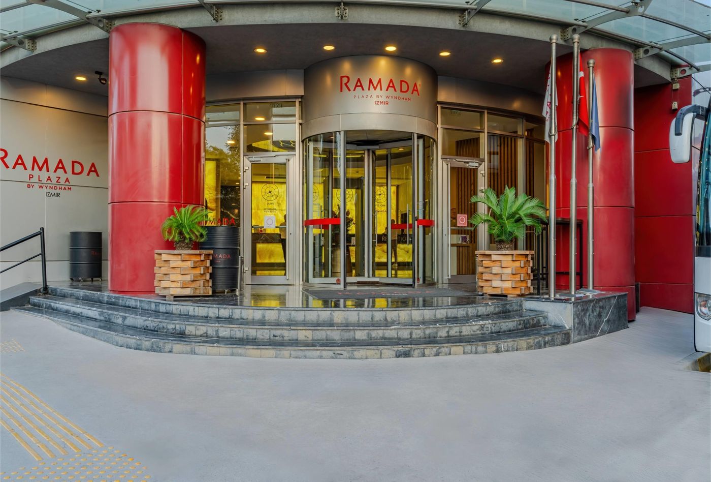 Ramada-Plaza-Izmir-General-view-69