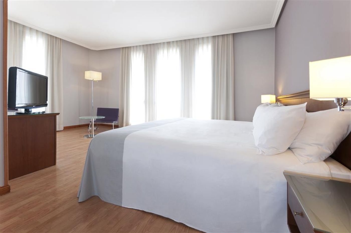 TRYP-Madrid-Cibeles-Hotel-Room-45