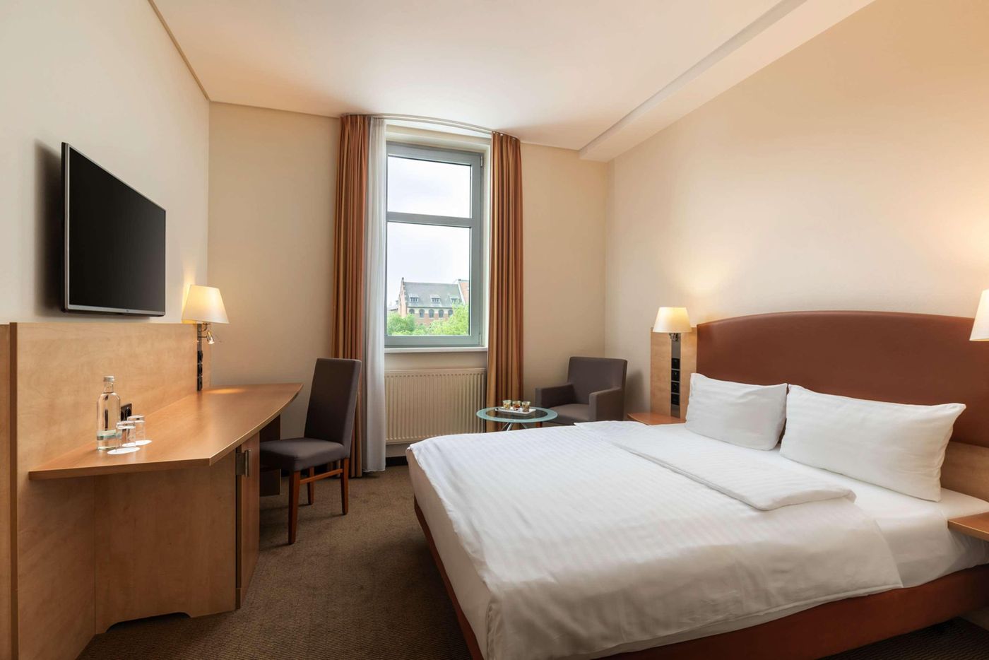 IntercityHotel-Berlin-Ostbahnhof-Room-3