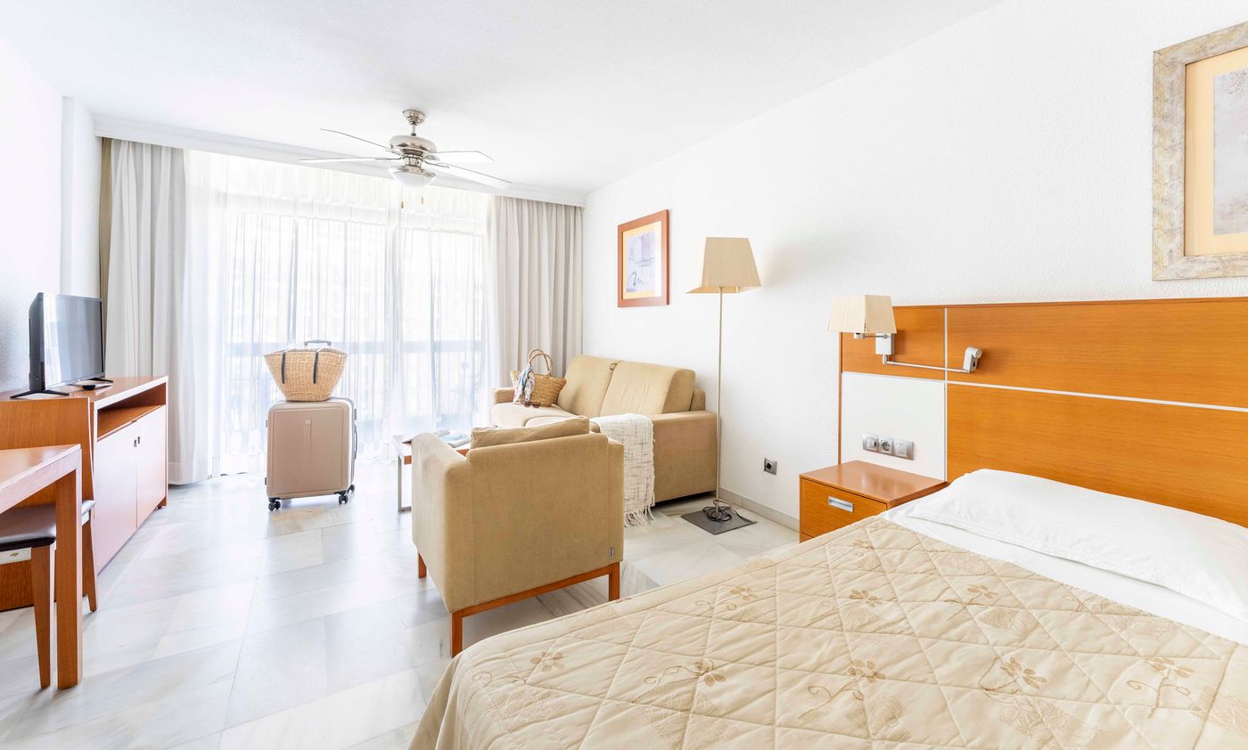 ONA-Palm-Beach-Room-35