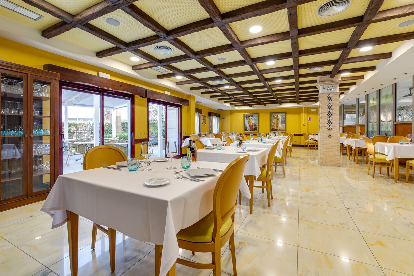 Daniya-Denia-Spa---Business-Restaurant-49