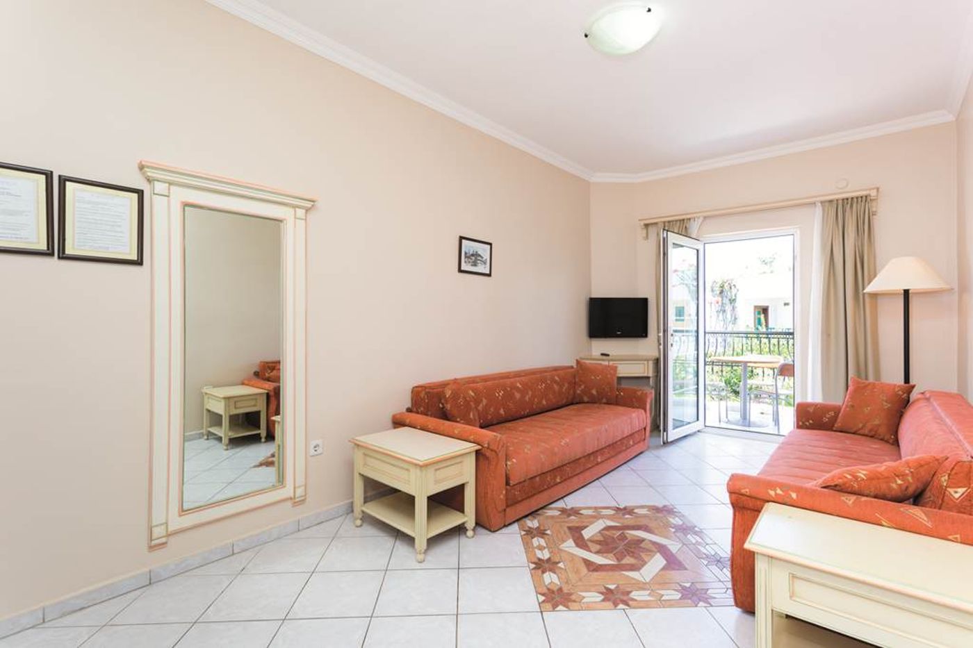 Tropicana Beach Apartments