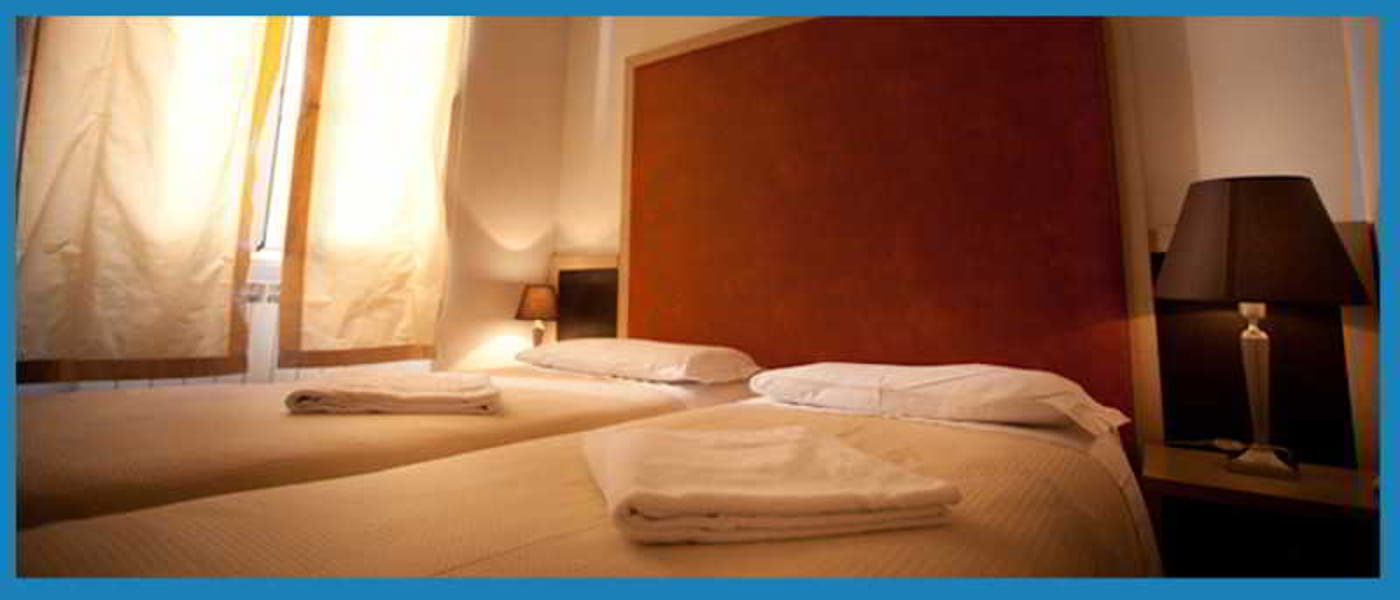 B & T Rooms Trani-Italy-ROME-Room-8