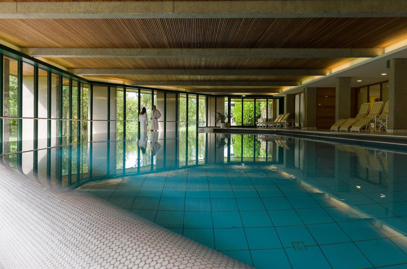 Collegium Glashütten GmbH - Germany - GLASHUETTEN - Sports and Entertainment - 9