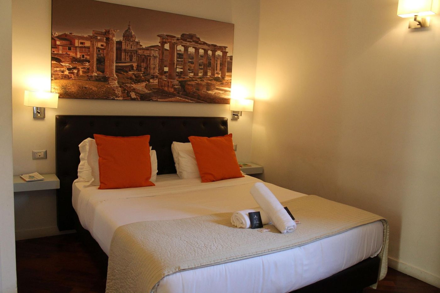 Relais-Arco-Della-Pace-Room-13