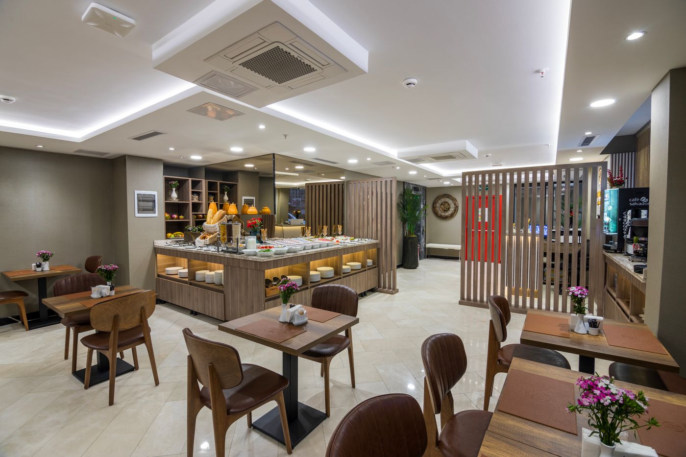 The-Omiya-Hotel-Restaurant-4