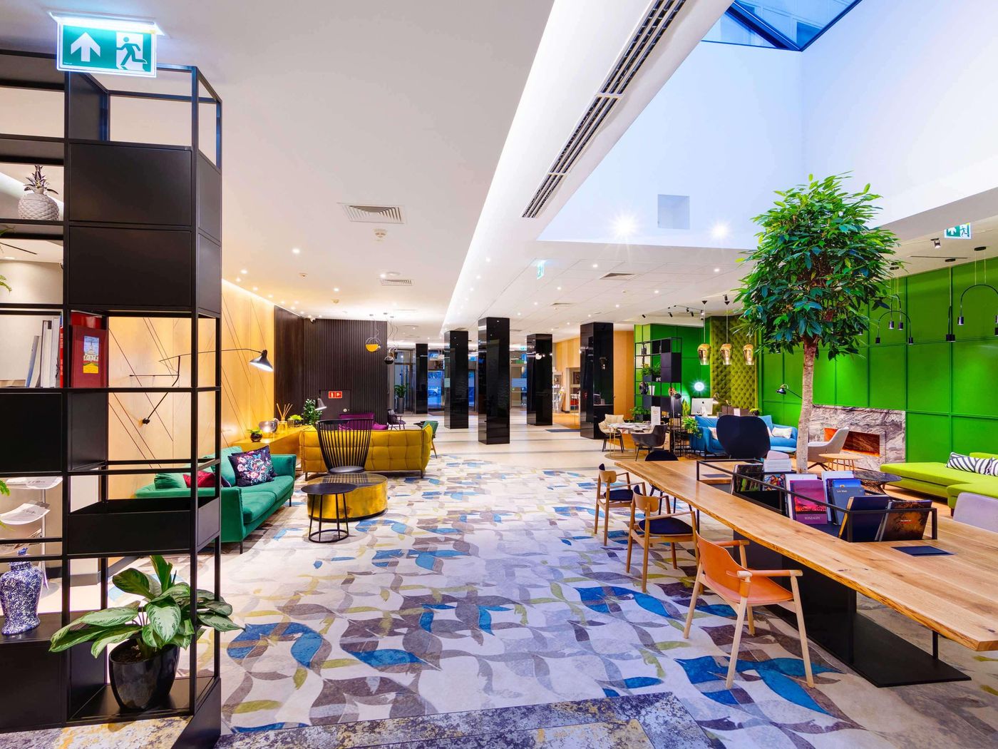 Hotel-Mercure-Warszawa-Grand-Lobby-16