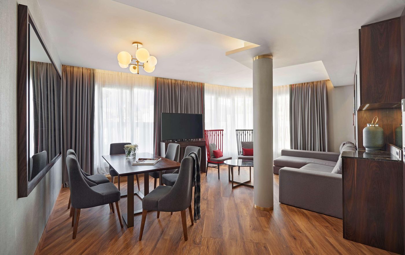 Hyatt-Centric-Gran-Via-Madrid-Room-64