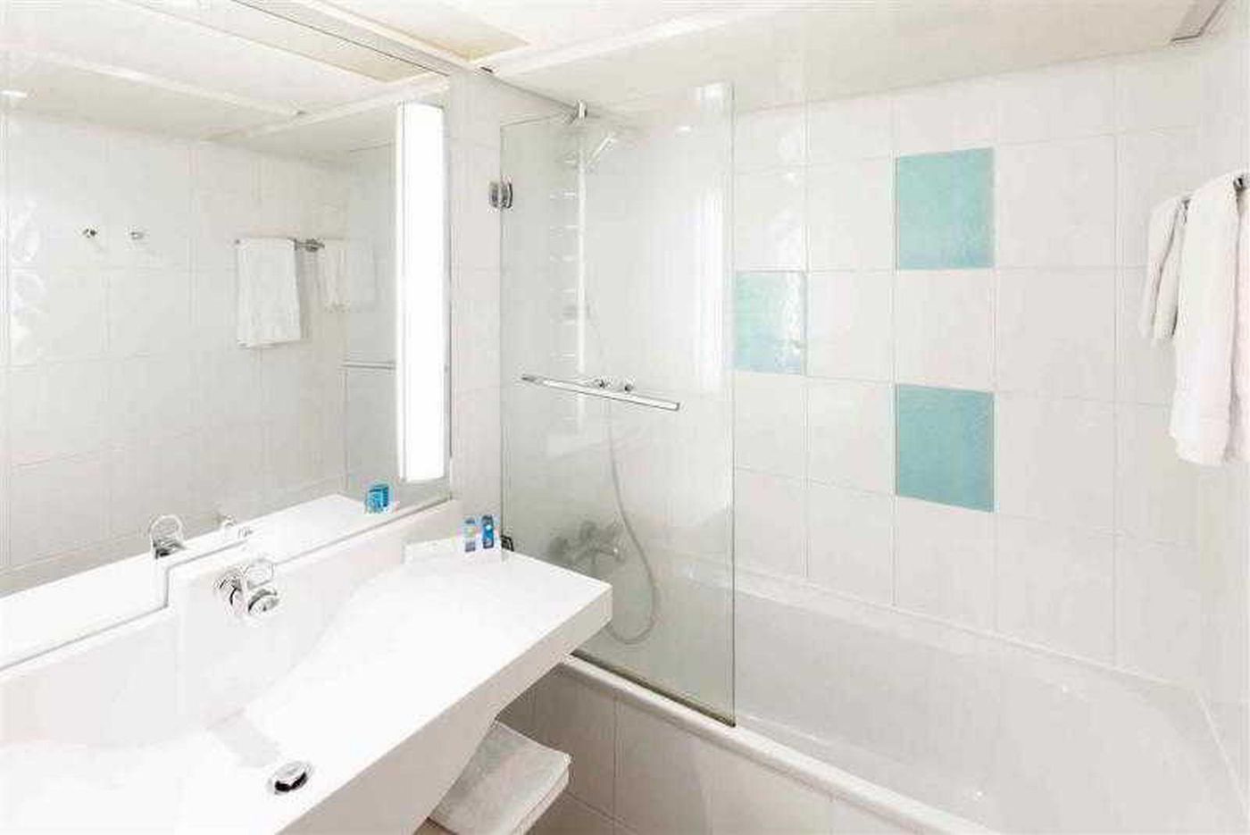 Novotel Glasgow Centre-United Kingdom-GLASGOW-Room-5