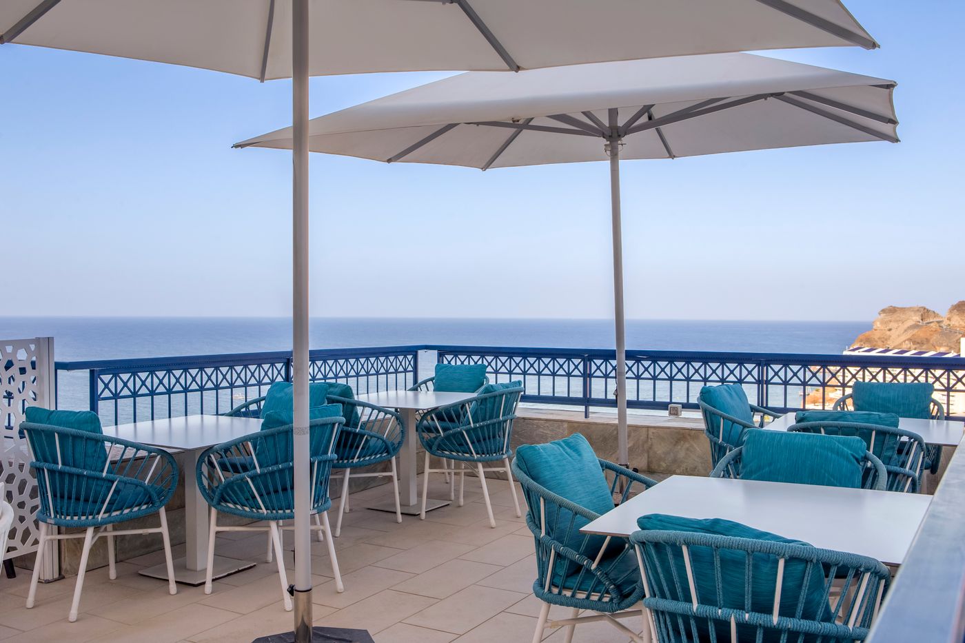 Club-Cala-Blanca-Restaurant-8