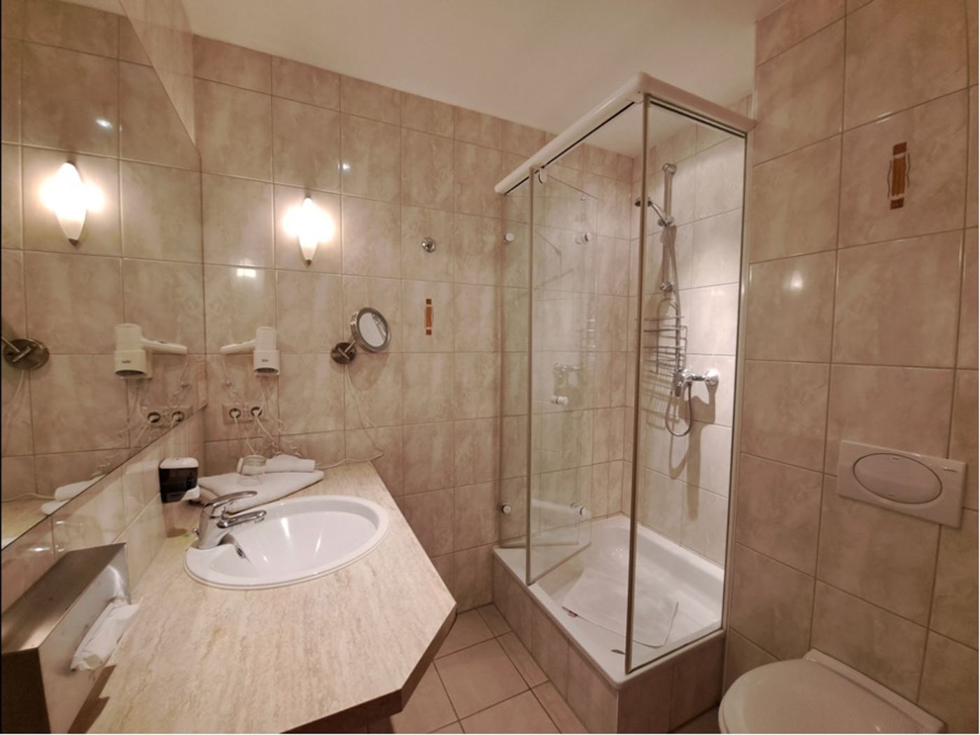 Mediterran Hotel Juwel, Inh. Yvonne Schlee