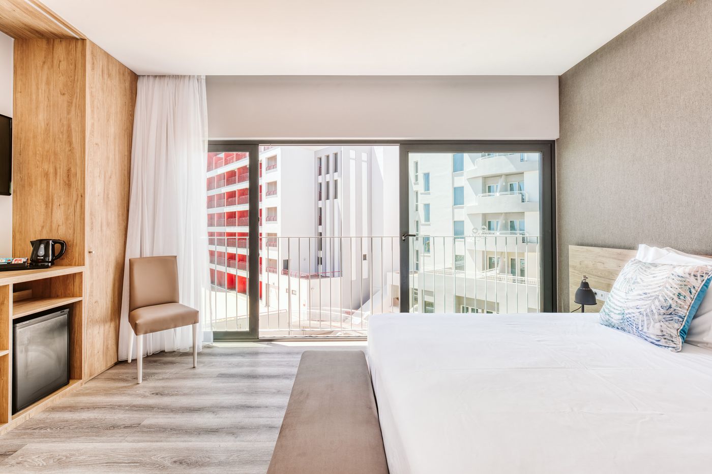 Vila-Baleira-Funchal-Room-14