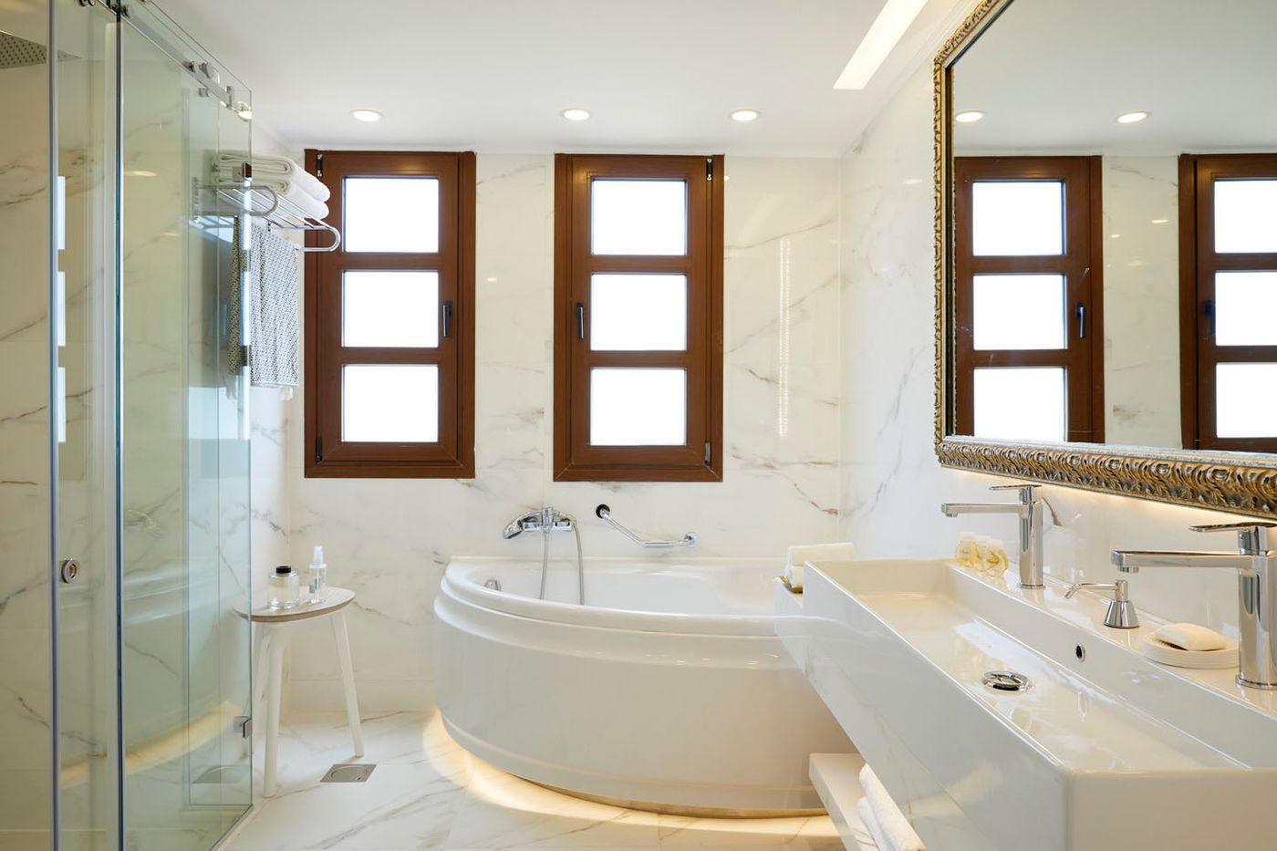 Anthemus-Sea-Beach-Hotel---Spa-Room-47