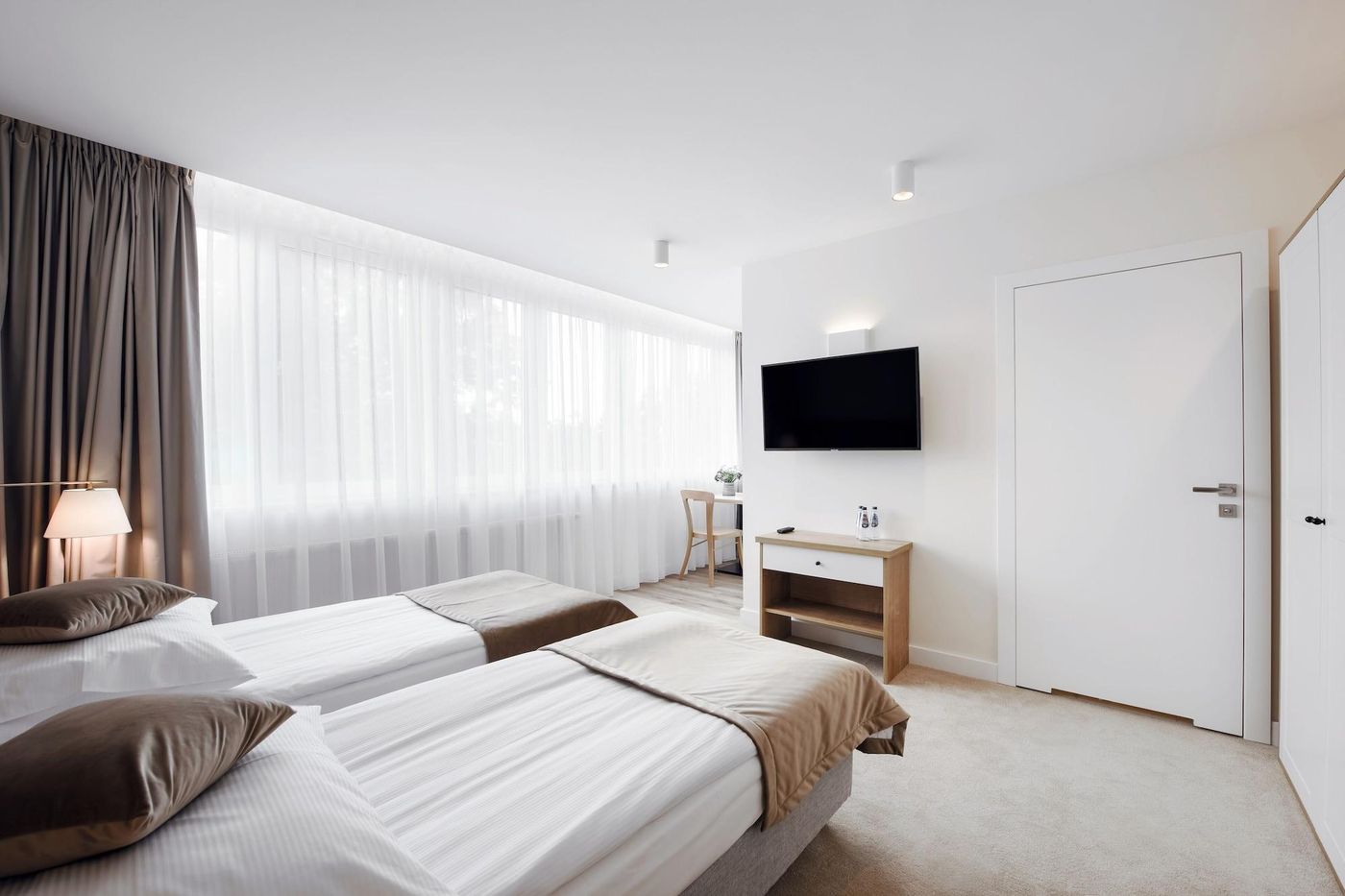 W-Sercu-Krakowa-Aparthotel-Room-24