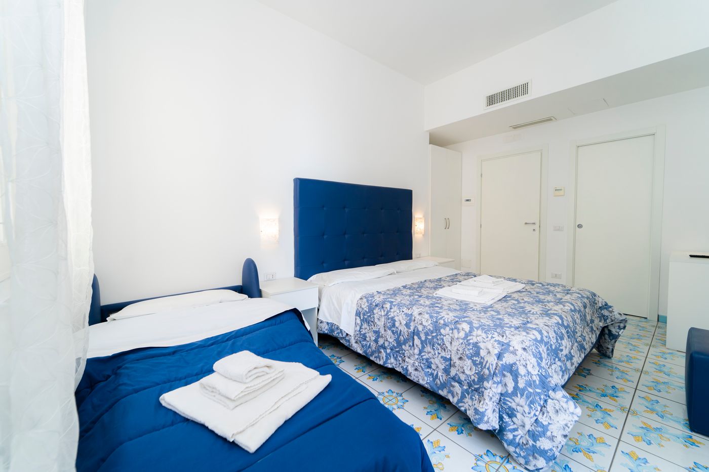 La-Casa-Di-Aurora-Room-4