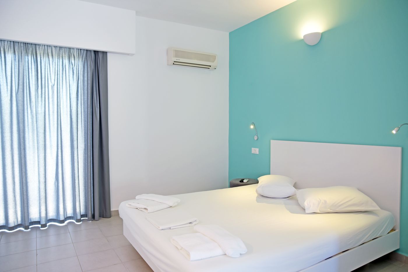 Hillside-Studios-Room-48