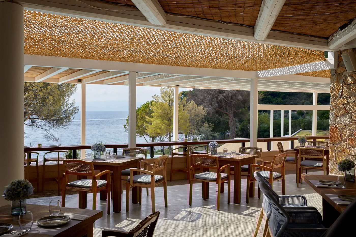 Elivi-Skiathos-Restaurant-14
