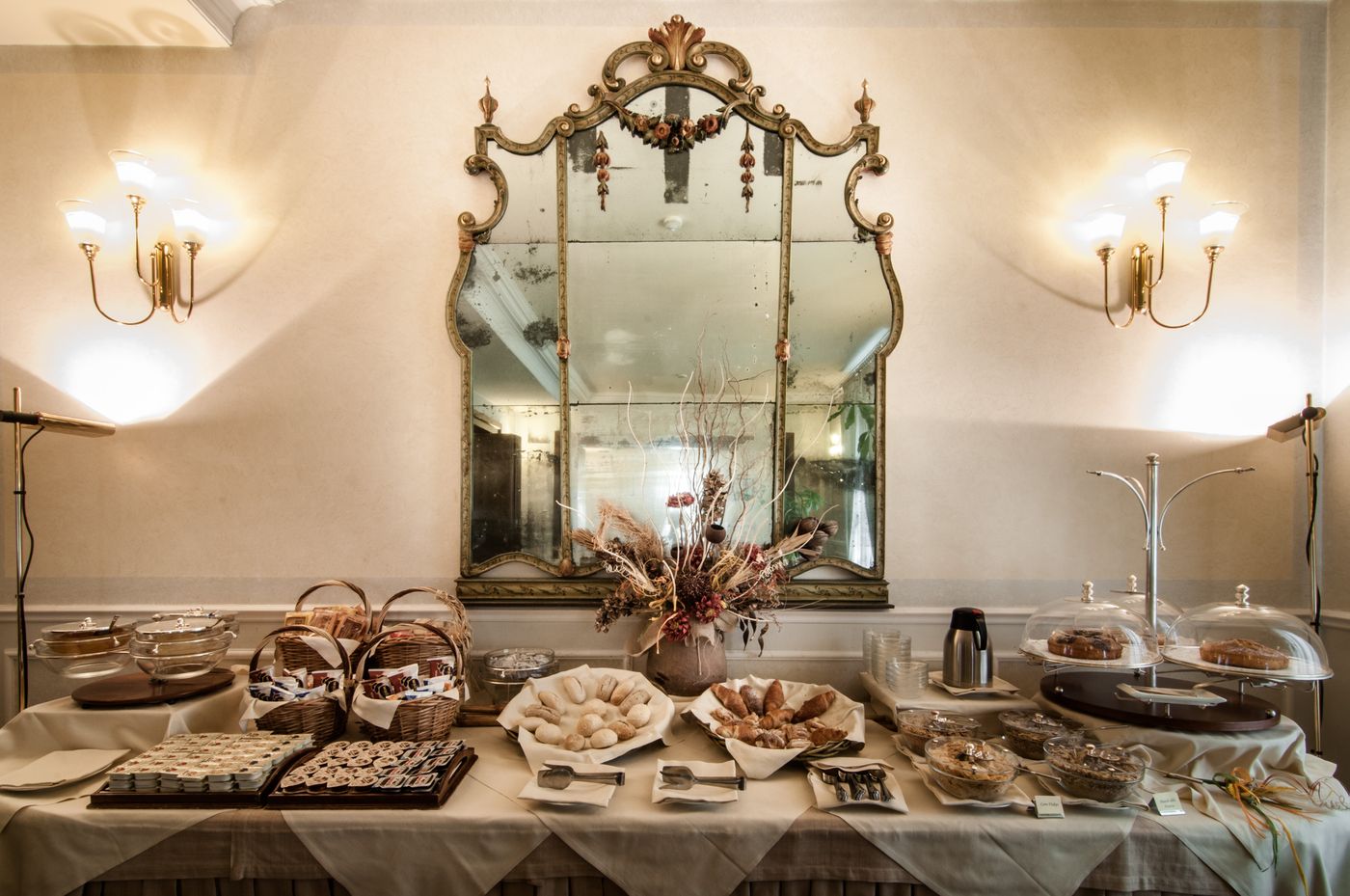 Grand-Hotel-Bastiani-Bar-10