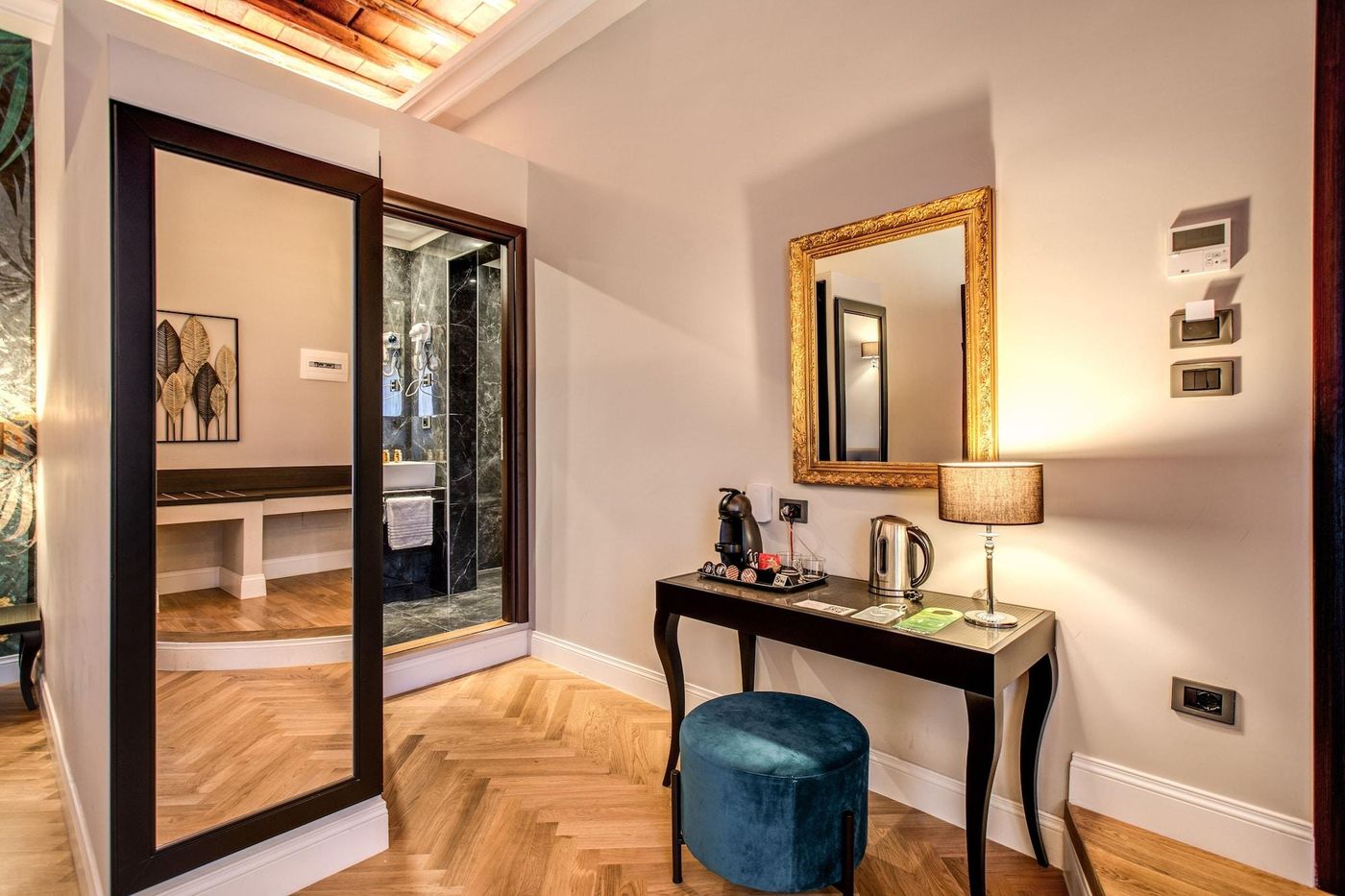 Relais-De-La-Poste-Room-6