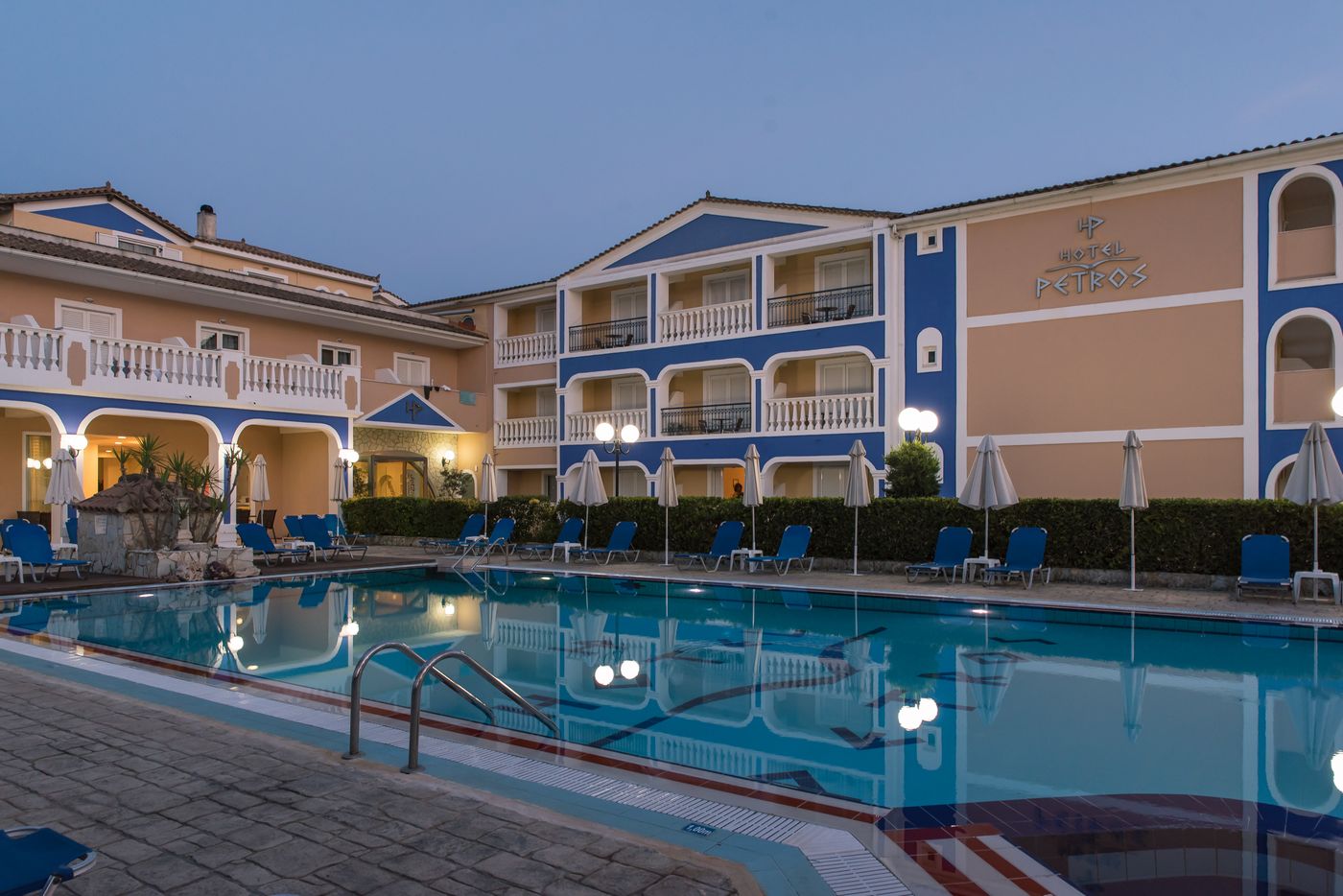 Petros-General-view-3