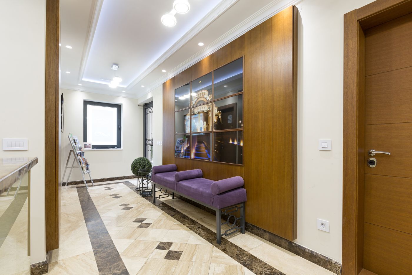 Prime Hotel-Serbia-Belgrade-Lobby-9