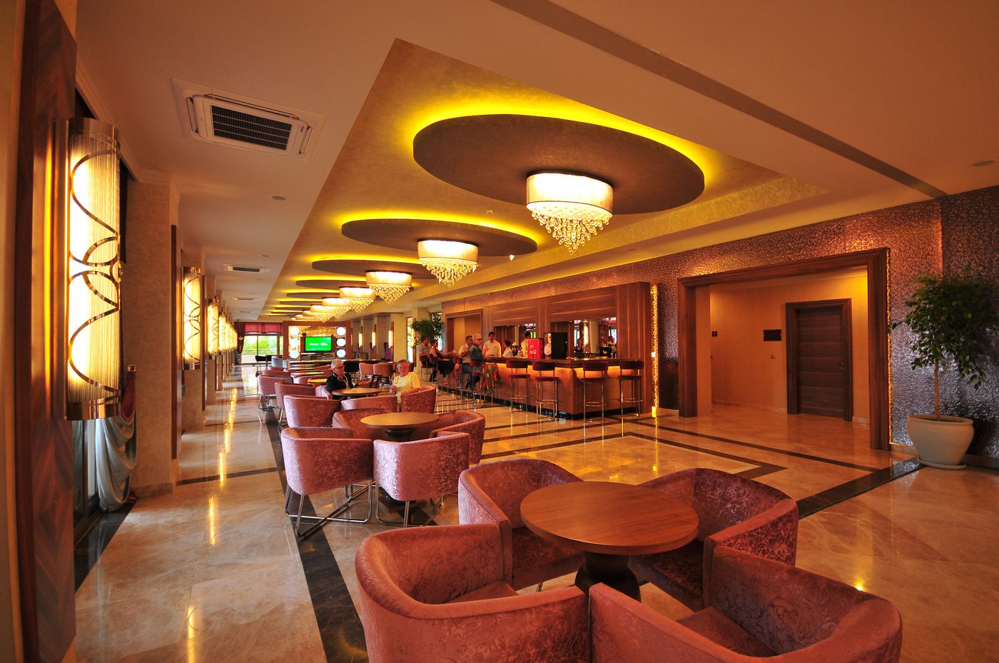 Golden-Rock-Beach-Hotel-Bar-23