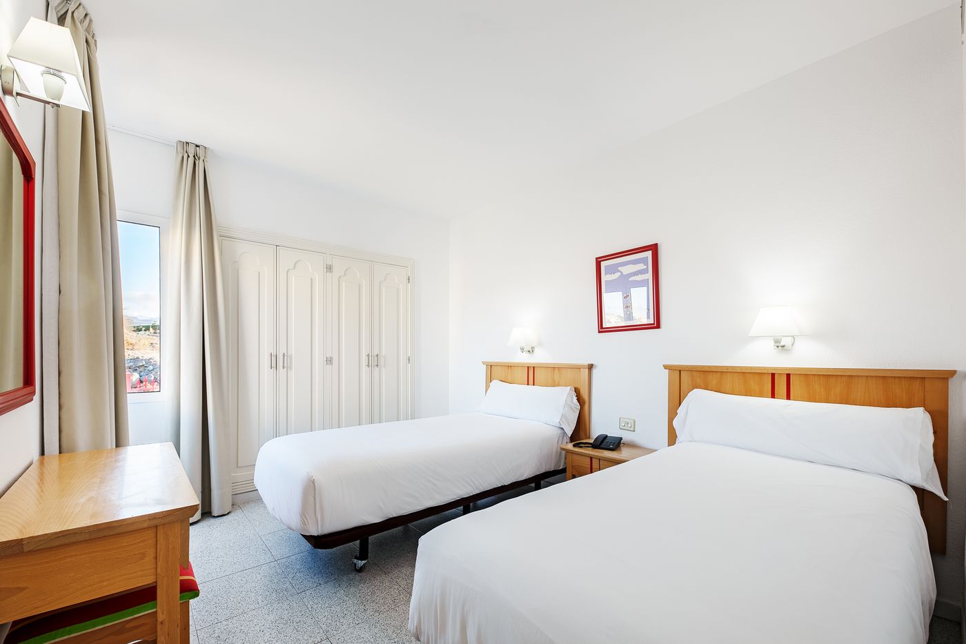 Apartamentos-Koala-Garden-LIVVO-Home-Collection-Room-16