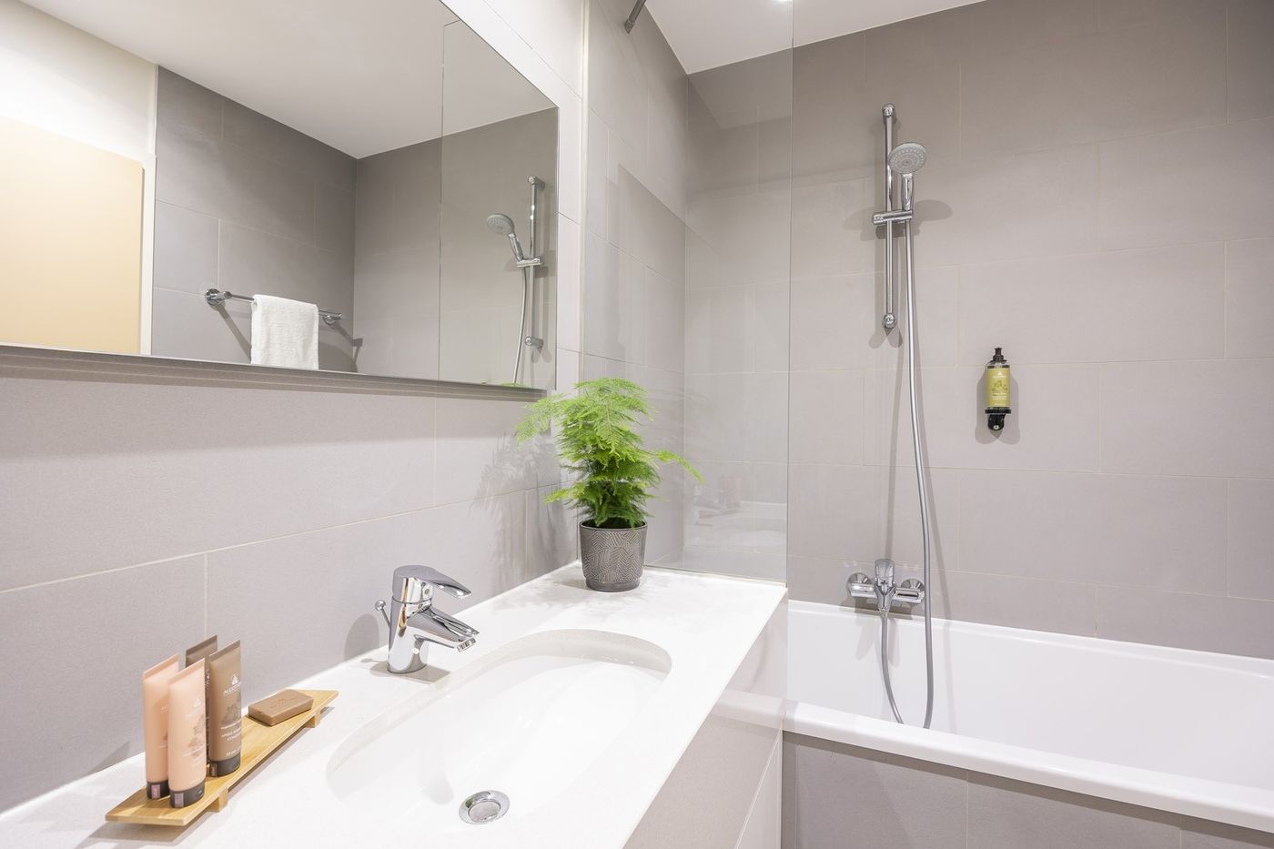 Citadines-Toison-d-Or-Brussels-Room-41