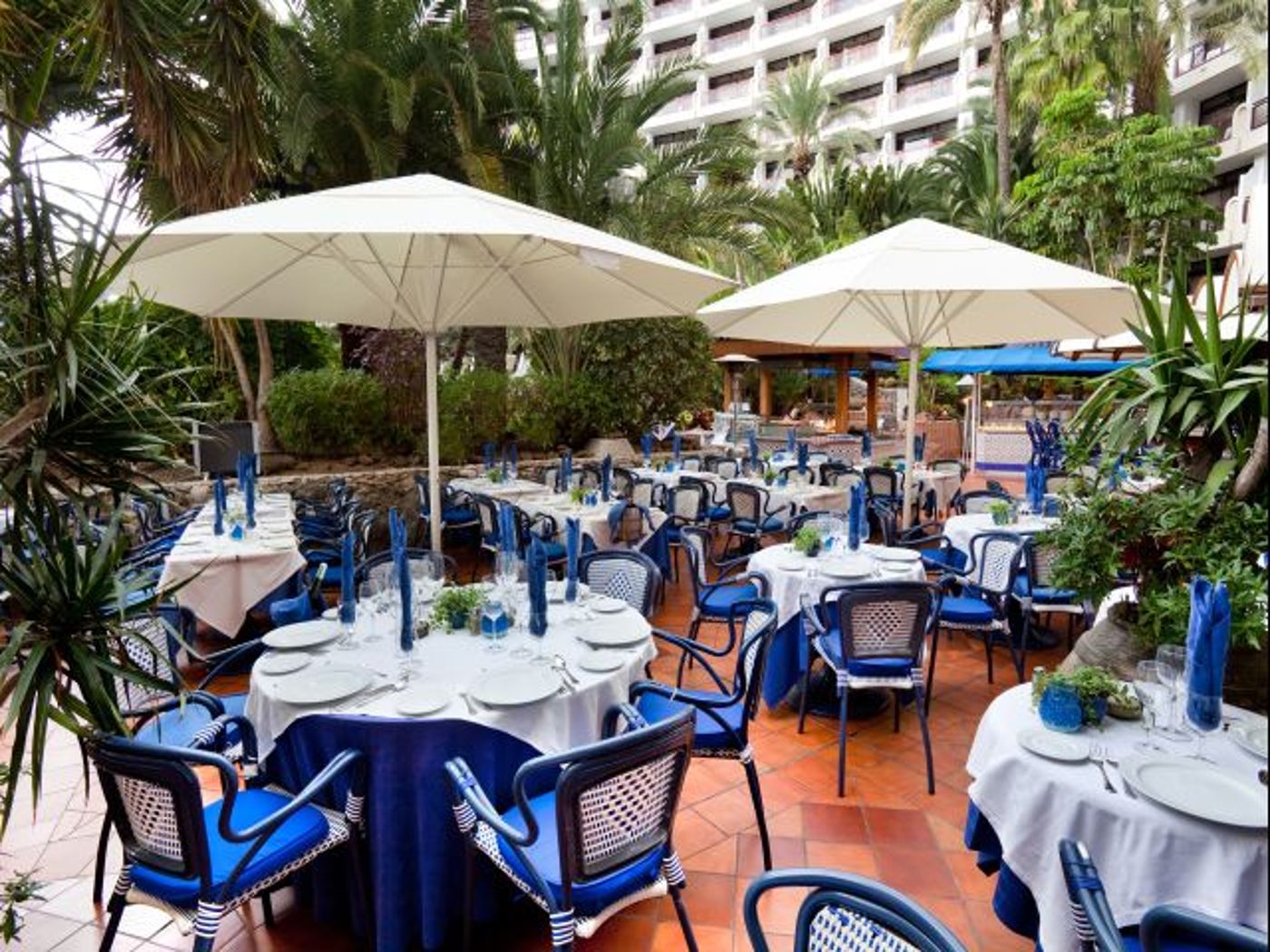 Seaside Sandy Beach Hotel