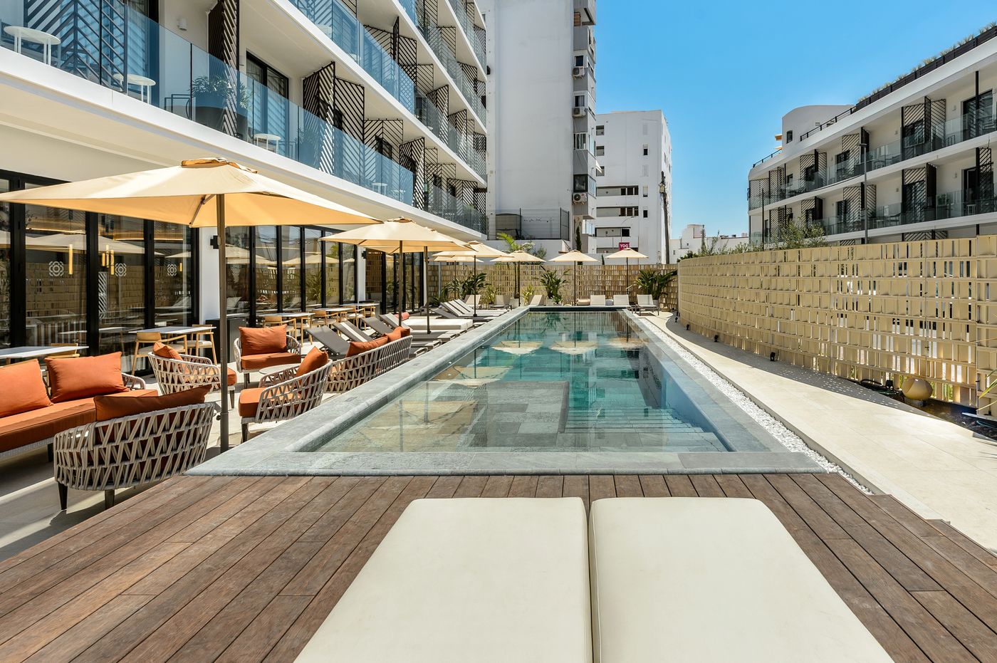 18.08.25 Vibra Yamm Urban Hotel - Adults Only