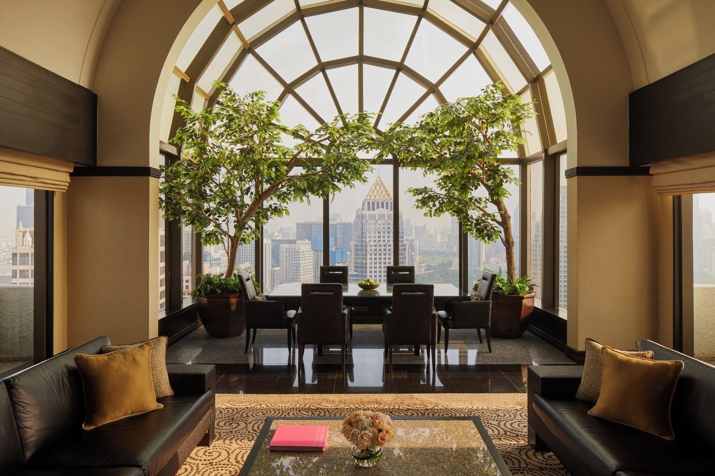Banyan-Tree-Bangkok-Room-4