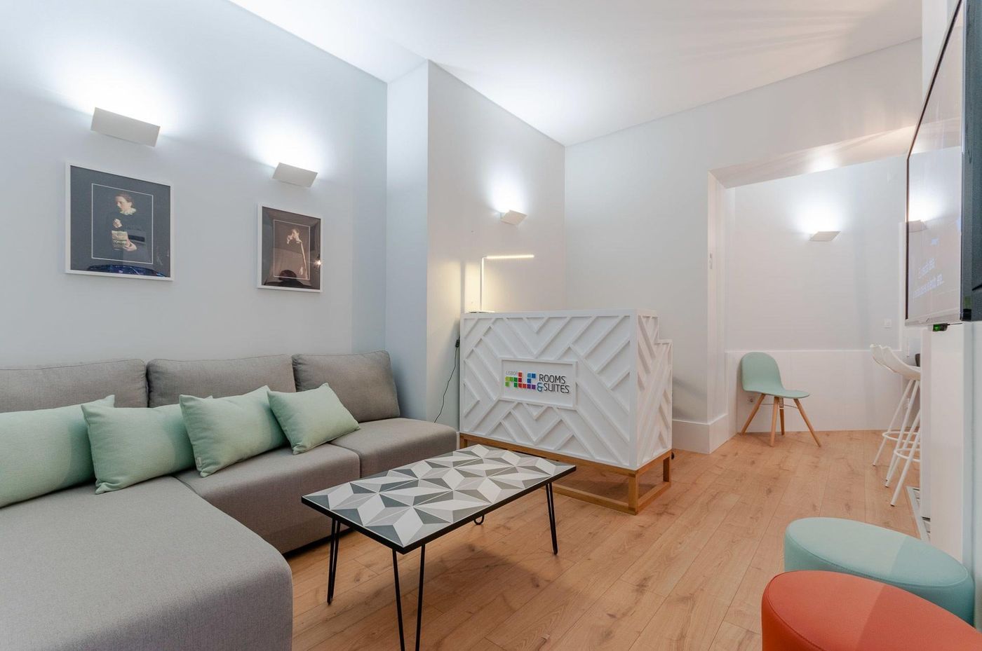 NLC-Rooms---Suites-Lobby-5