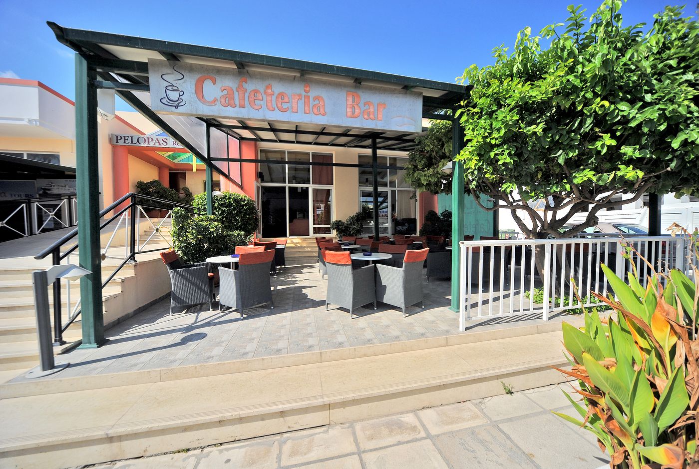 Pelopas-Resort-Terrace-13