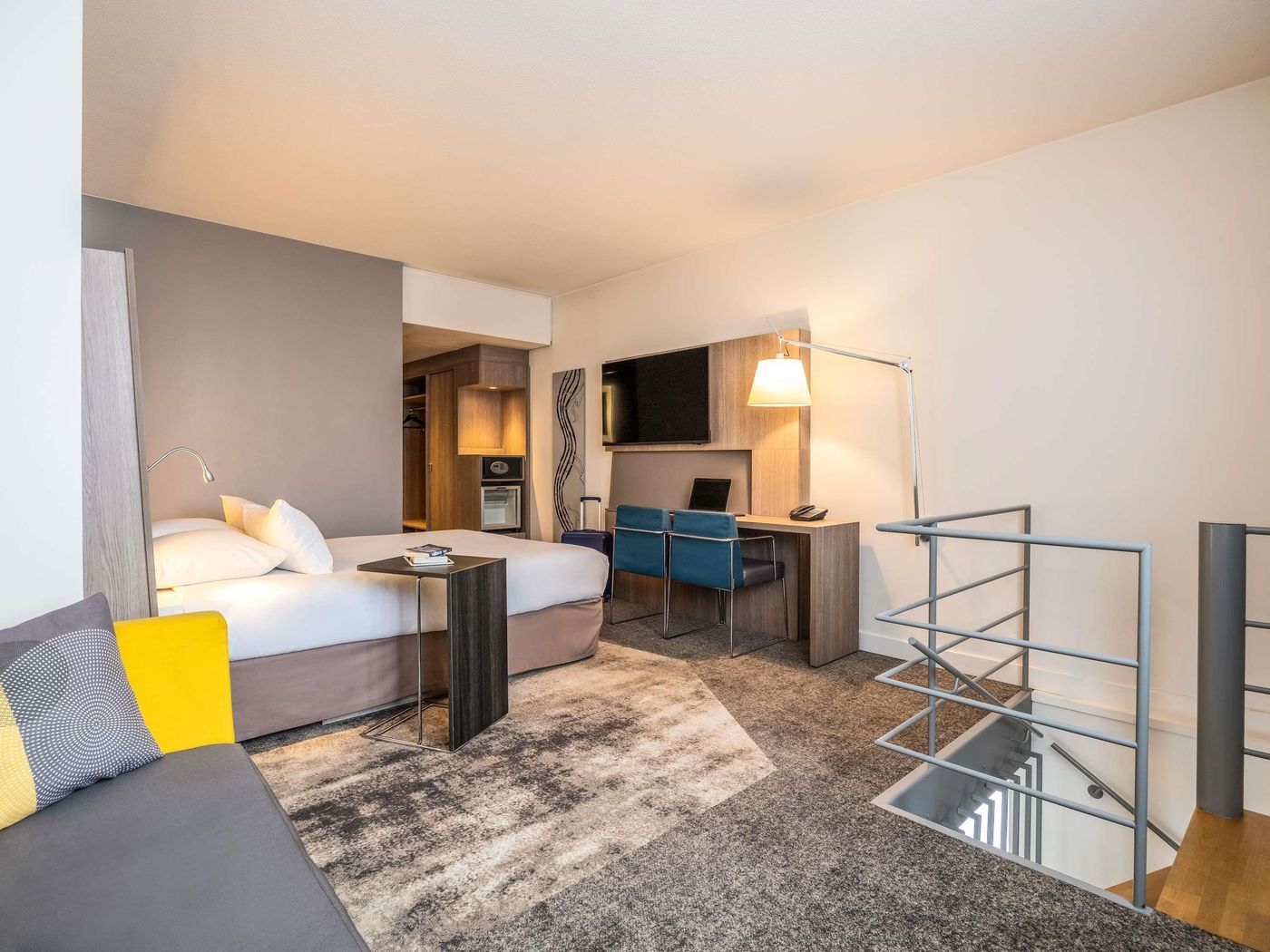 Novotel-Brussels-City-Centre-Room-7