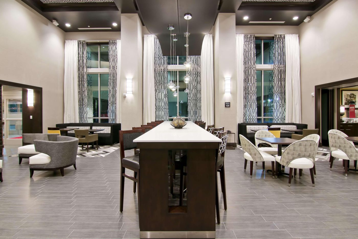 Hampton Inn & Suites Bellevue Downtown-Seattle-United States-Bellevue-General view-9