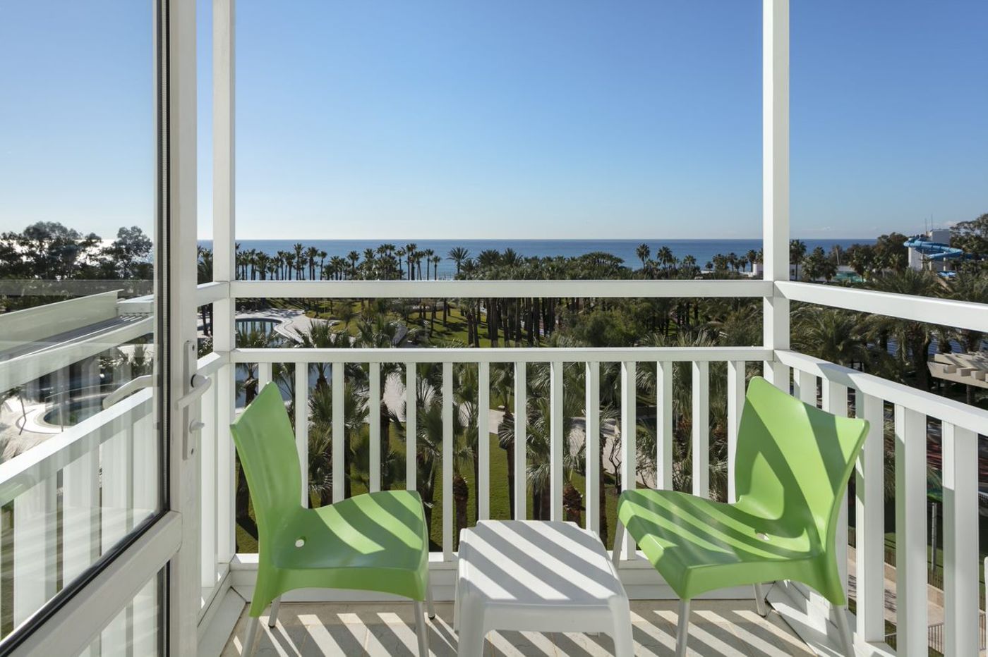 Seven Seas Hotel Blue