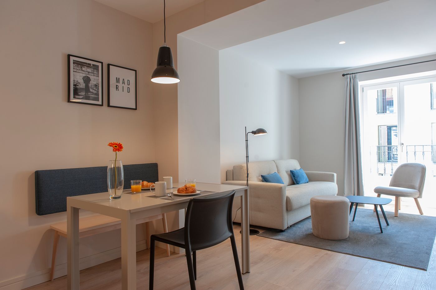 MH-Apartments-Central-Madrid-Room-11