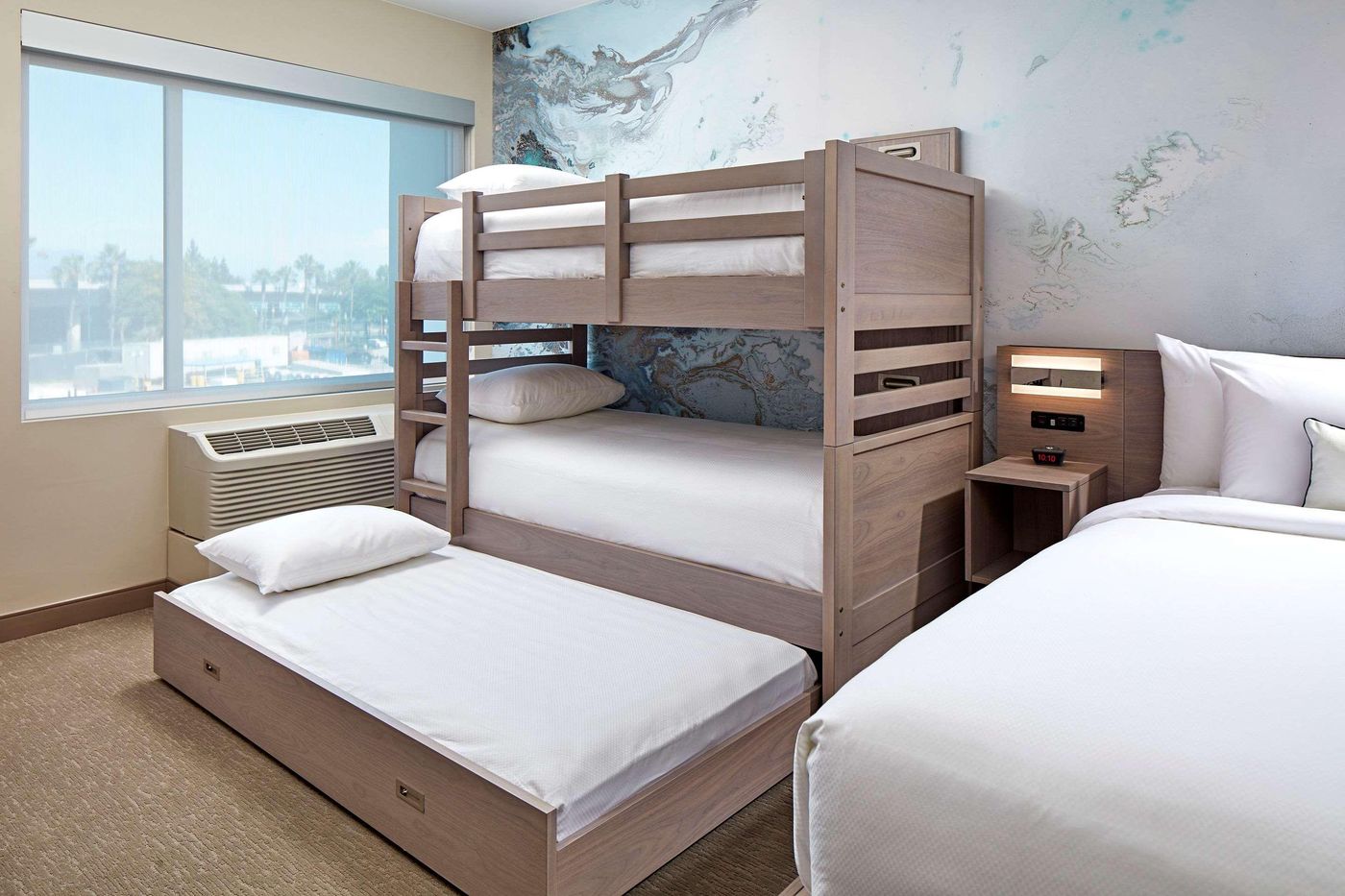 Cambria-Hotel-Anaheim-Resort-Area-Room-20