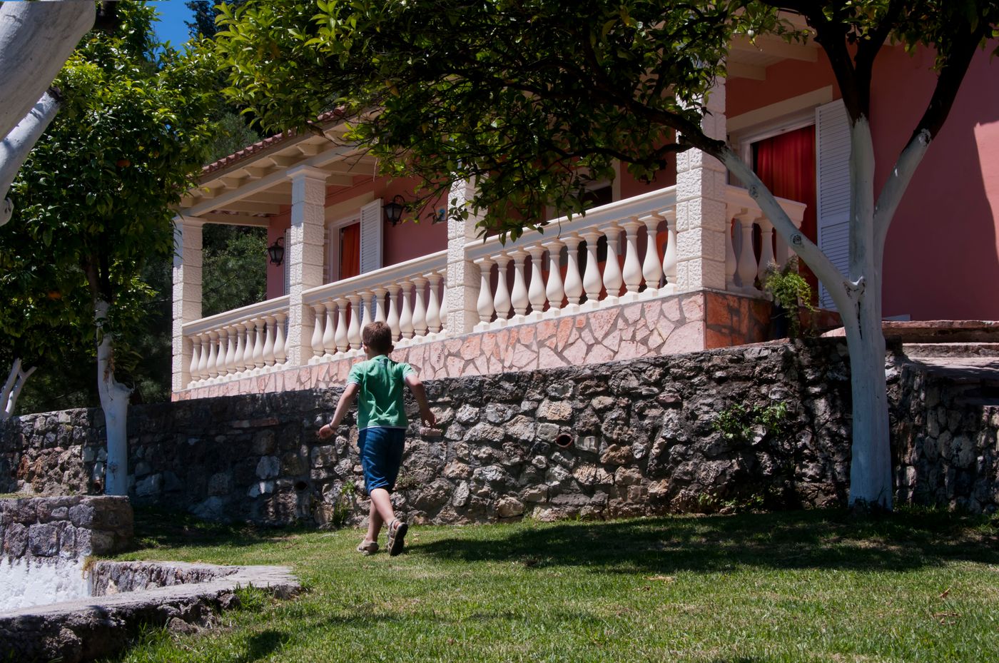 Fouxia-Apartments-and-Studios-Lobby-22