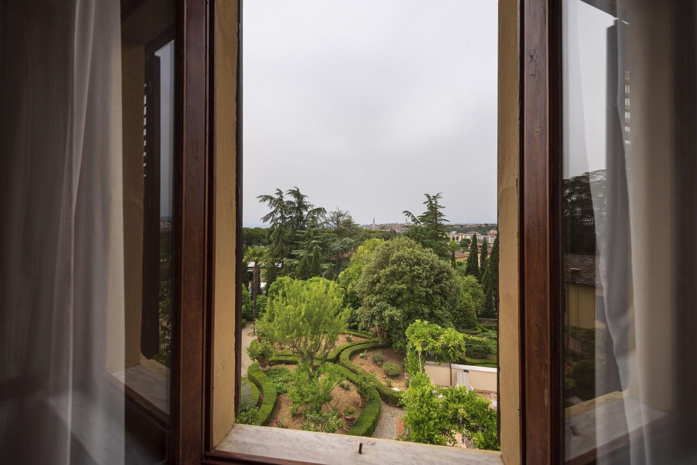 Villa-Scacciapensieri-Room-6