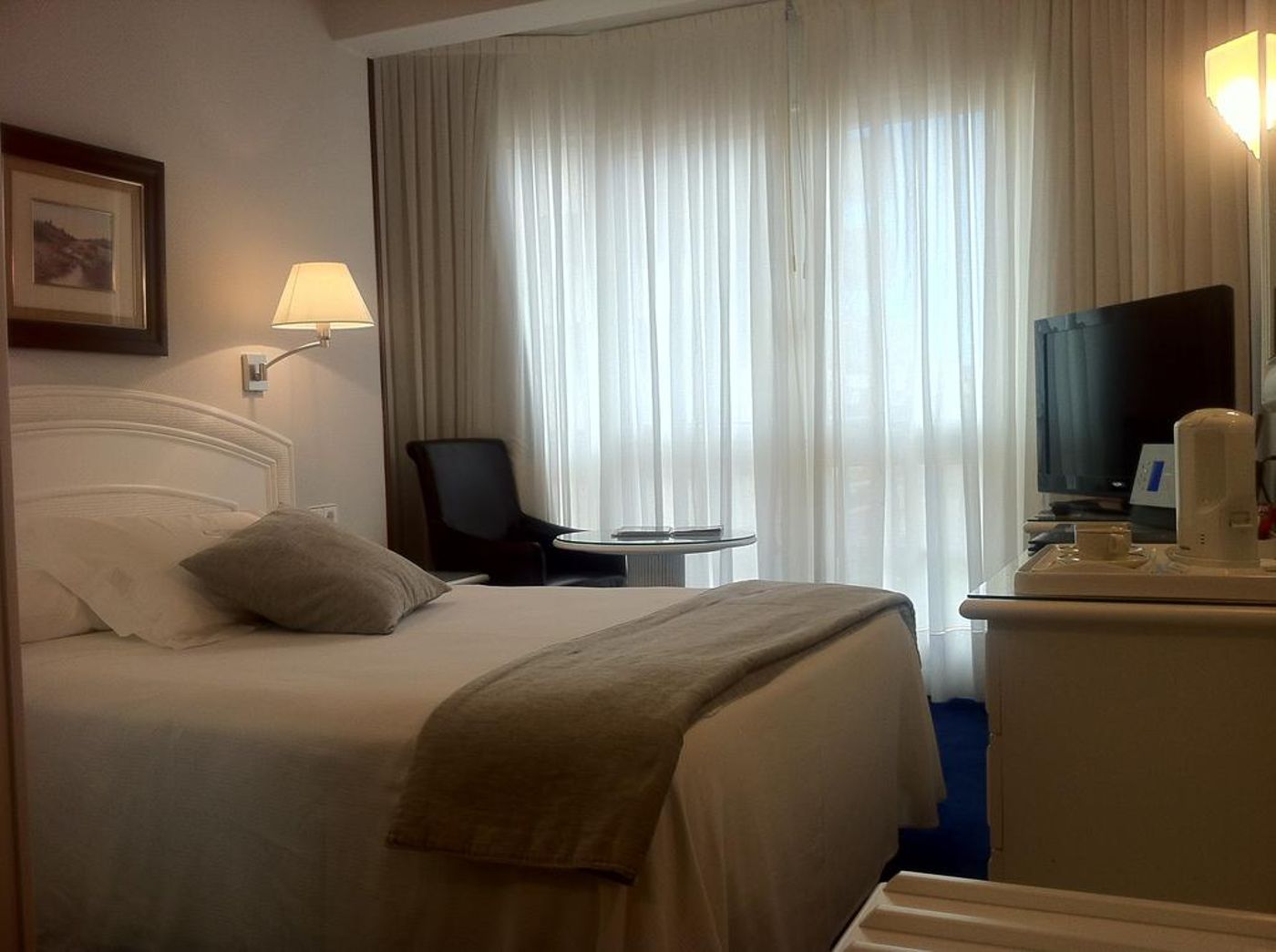 Las Rocas Playa Hotel-Spain-CASTRO URDIALES-Room-10
