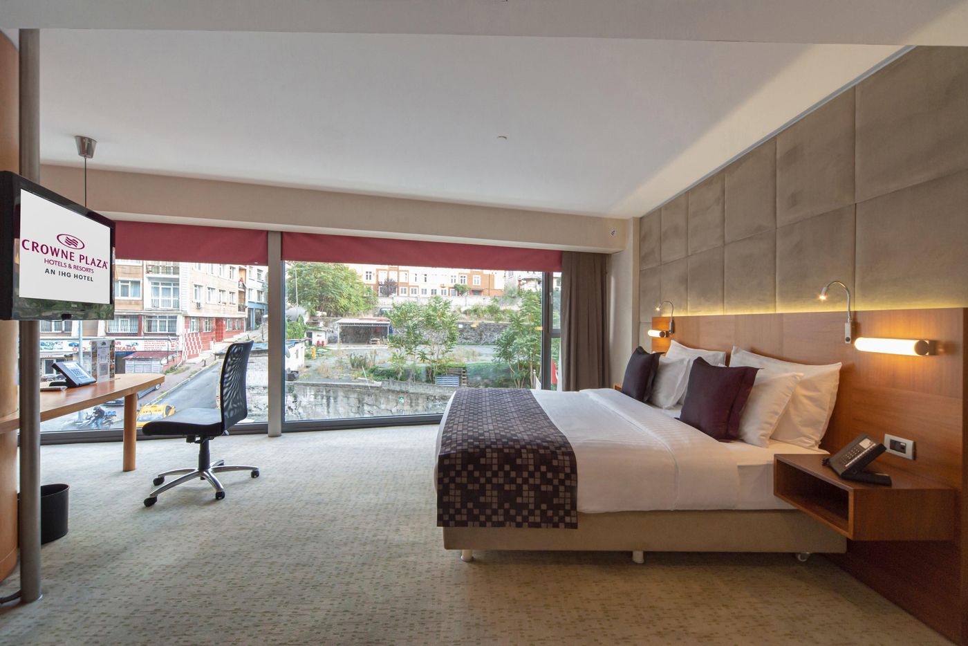 Crowne-Plaza-Harbiye-Room-33