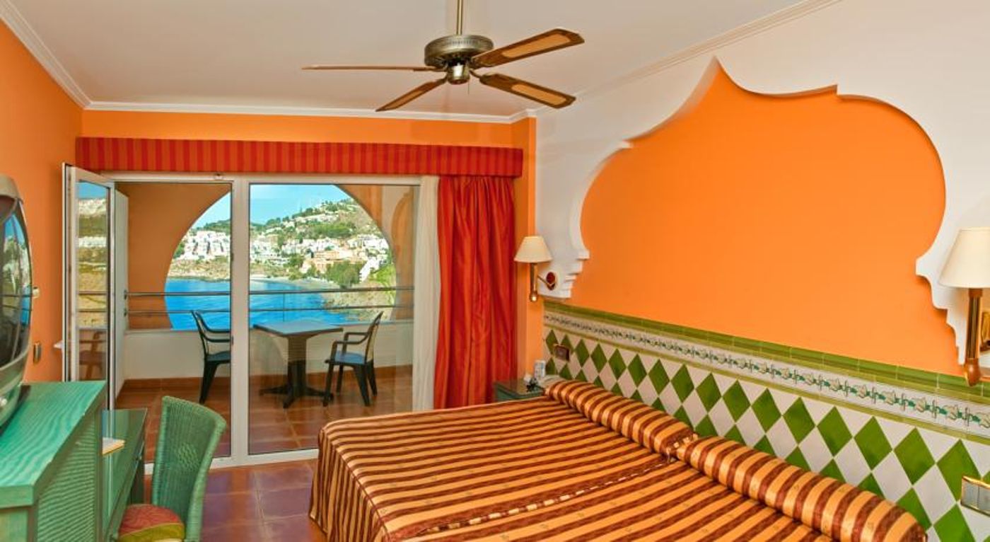 Playacalida Hotel Spa