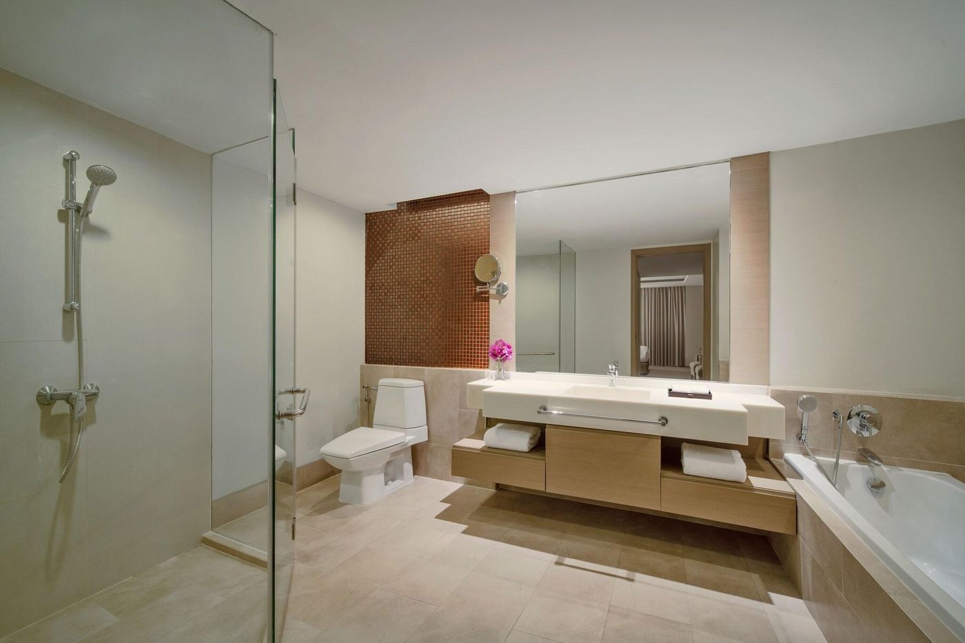 Avani-Ratchada-Bangkok-Room-43